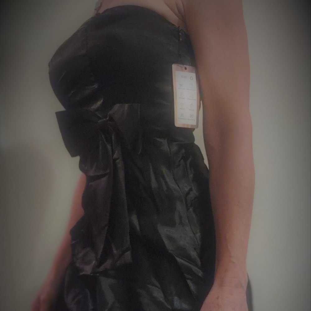 Black satin size 0 new strapless bubble hem dress